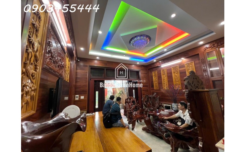 Nhà sân thượng rộng view sông, 114m2, 3 tầng, 8.25 tỷ, Thủ Đức